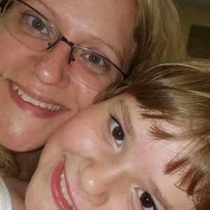 Meet your Posher, Shana